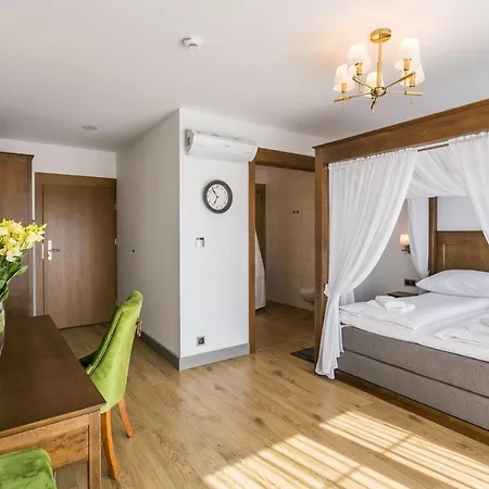 Nordowi Dwor Frühstückspension Celbowo