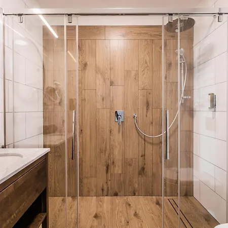 Nordowi Dwor - Sauna, Fitness, Kawa Z Ekspresu - 24h, Tradycyjne Sniadania