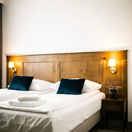 Nordowi Dwor Frühstückspension 4*