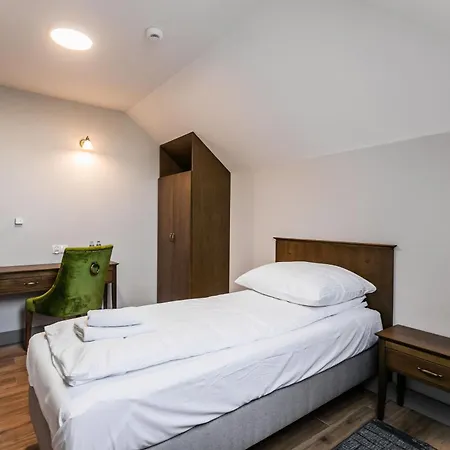 Nordowi Dwor Frühstückspension 4*