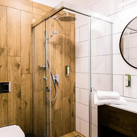 Nordowi Dwor - Sauna, Fitness, Kawa Z Ekspresu - 24h, Tradycyjne Sniadania Celbowo