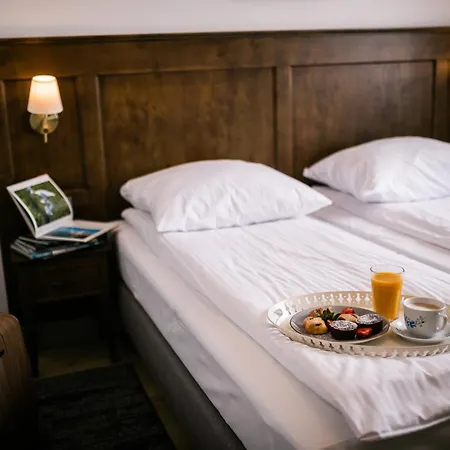 Nordowi Dwor Frühstückspension Celbowo