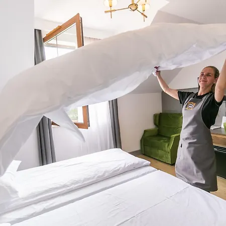 Nordowi Dwor Frühstückspension Celbowo