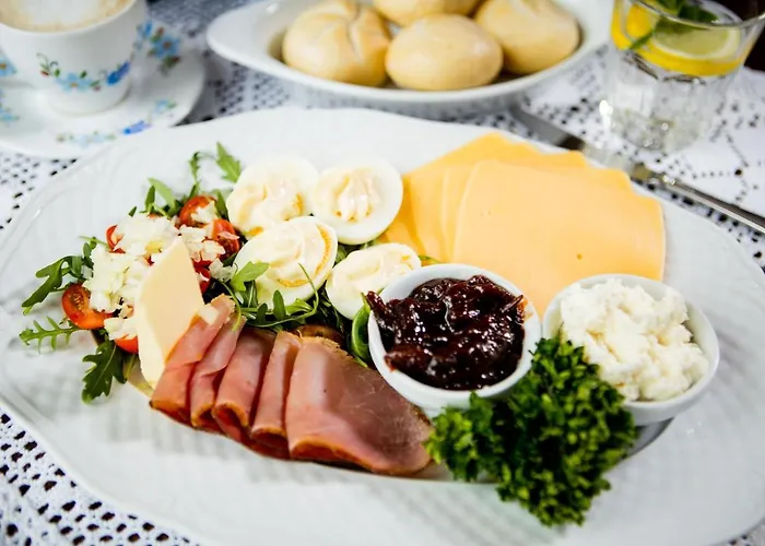 Nordowi Dwór Bed and breakfast 4*