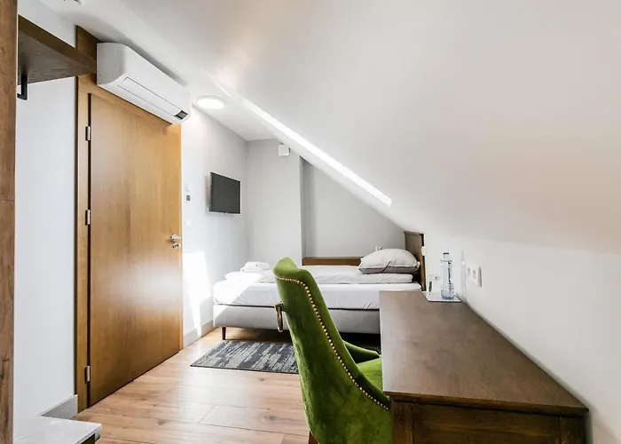 Nordowi Dwór Bed and breakfast 4*